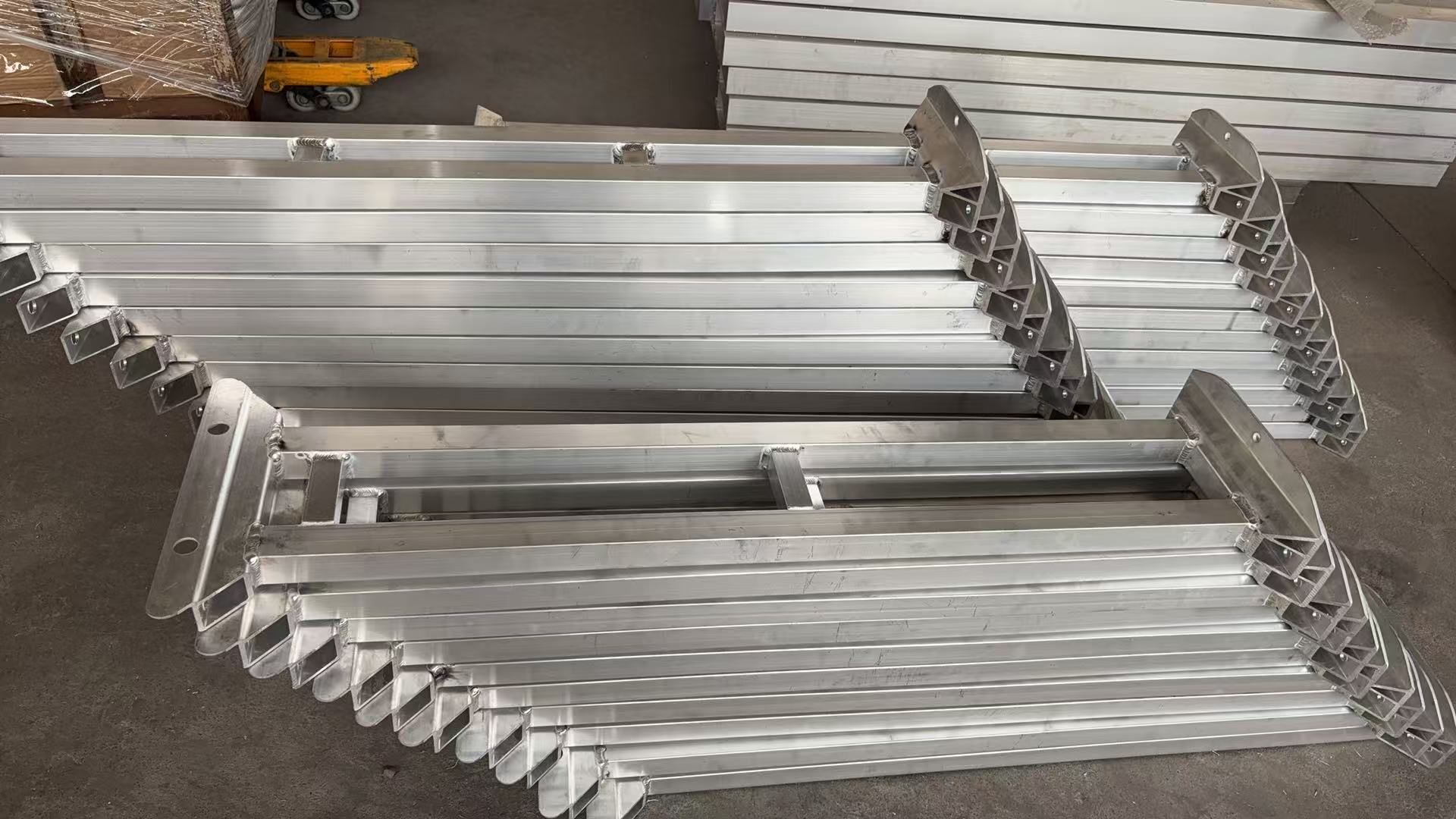 觀(guān)光車(chē)立柱